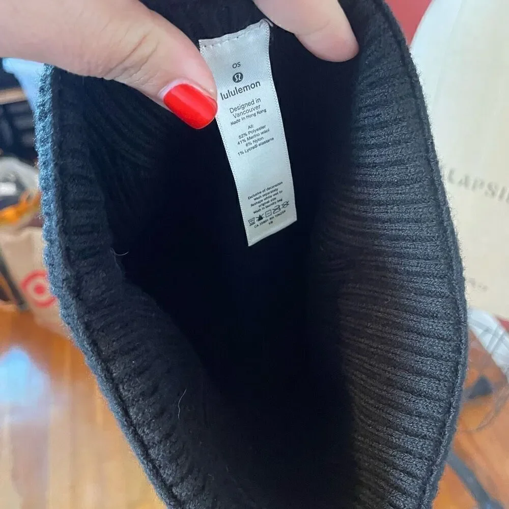 LULULEMON | black beanie